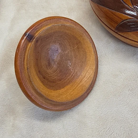 VTG Carved Wood Trinket Box Floral Round with Lid  Rustic Home Decor Dark Brown - Picture 7 of 12